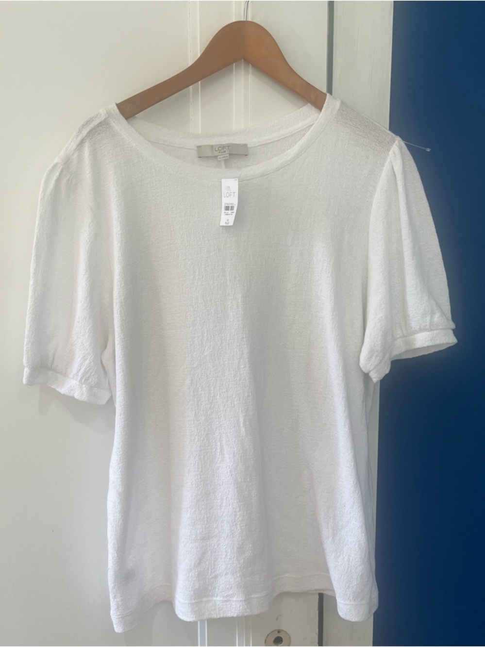 LOFT White Short Sleeve Crewneck Knit Tee